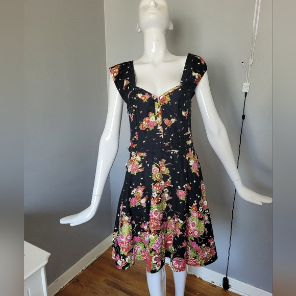 Handmade Beaded Pinup Style Dress, VGUC, Size M - Picture 1 of 10